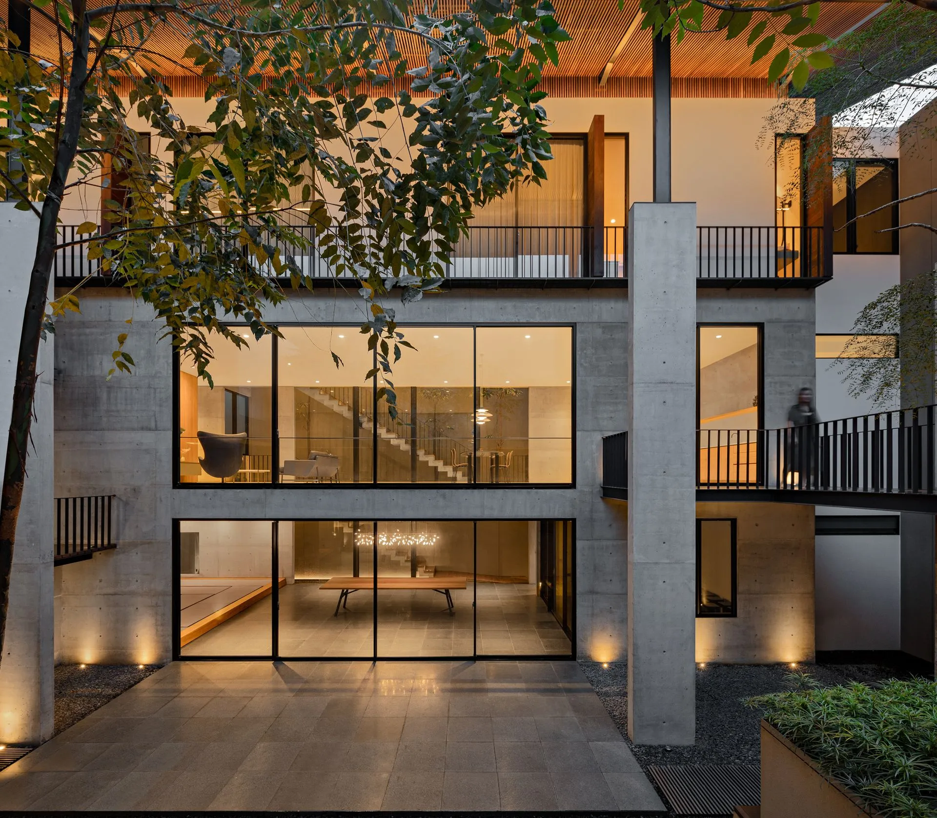 Pranala Associates - Juara 2