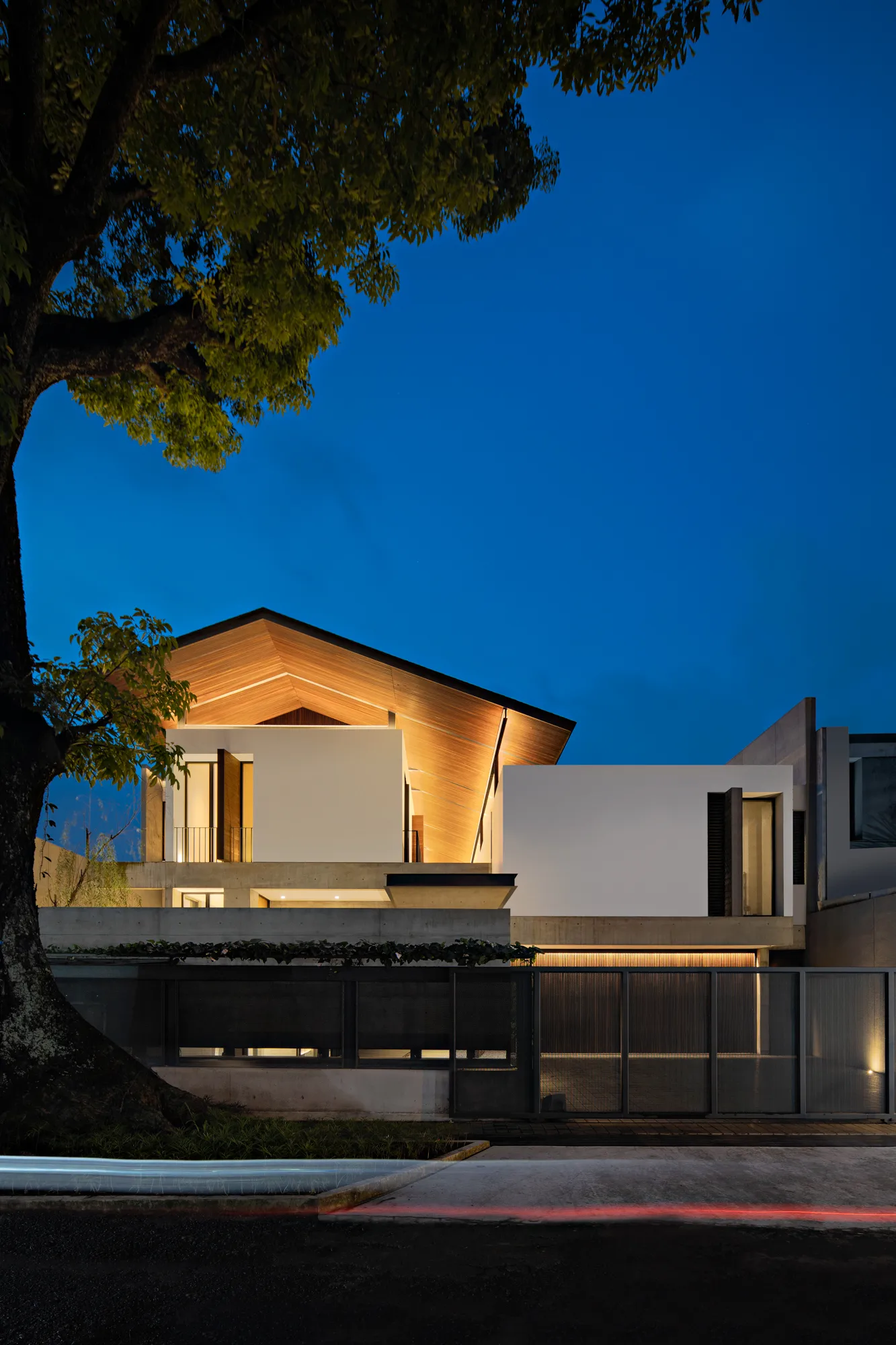 Pranala Associates - Juara 2